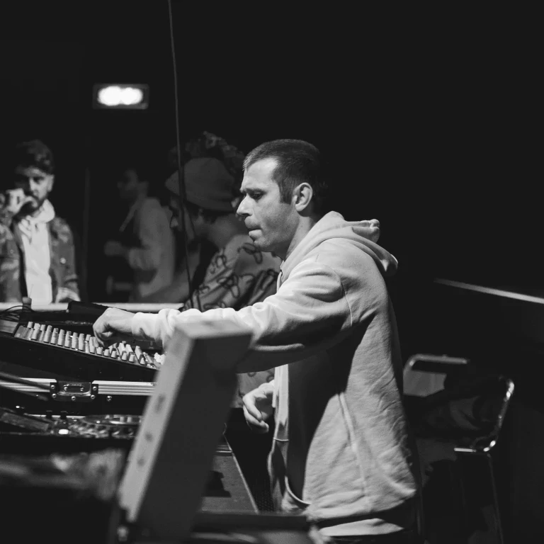 Kanka + R-Dug