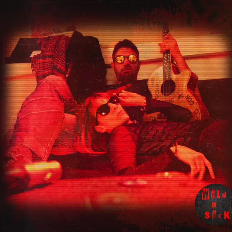 BOTTOM LEAKS ET WILD & SICK