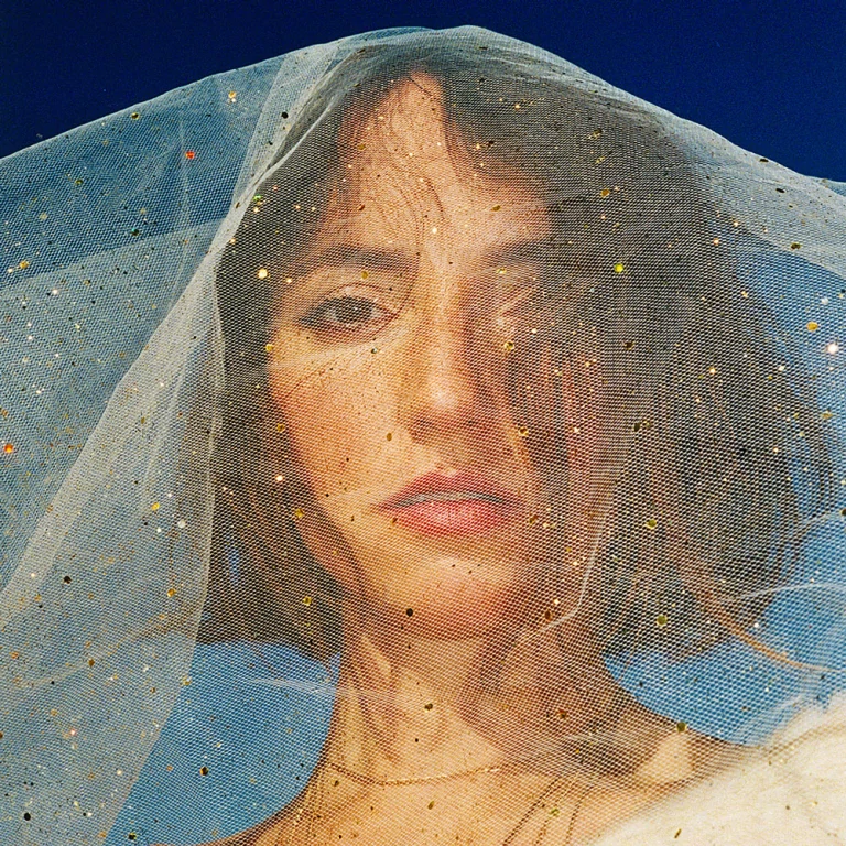 Irène Drésel + Romane Santarelli